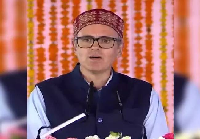 J-K: Omar hopes Centre will grant relief package for flood relief